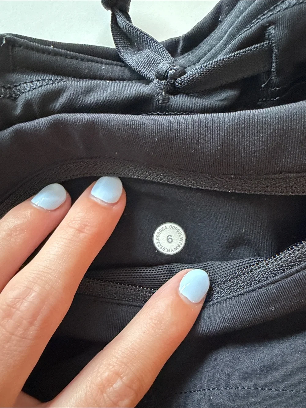 Lululemon Black Speed Up Shorts 2.5 inseam